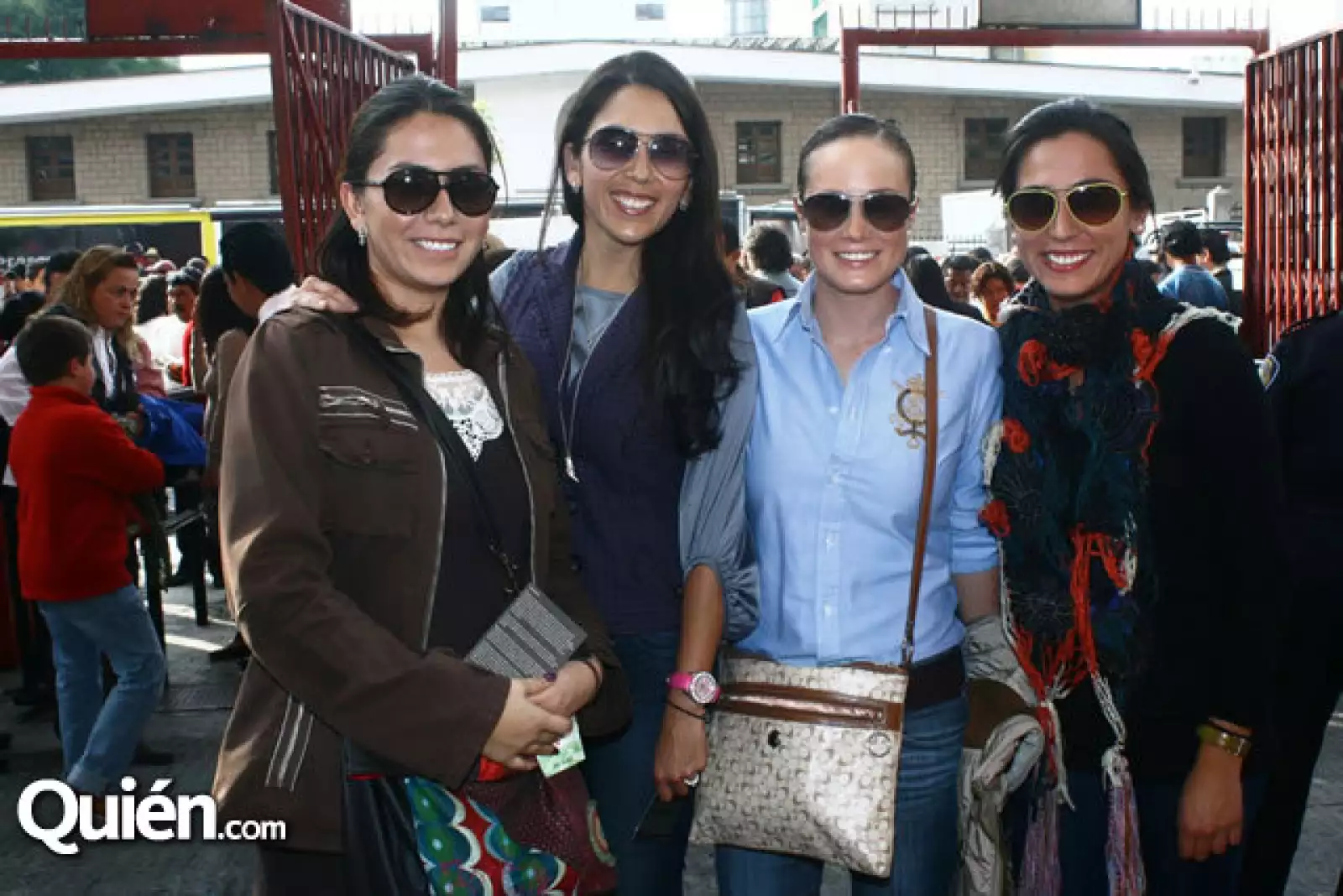 Irene Clemente,Norma Clemente,Lorena Villalobos y Andrea Clemente