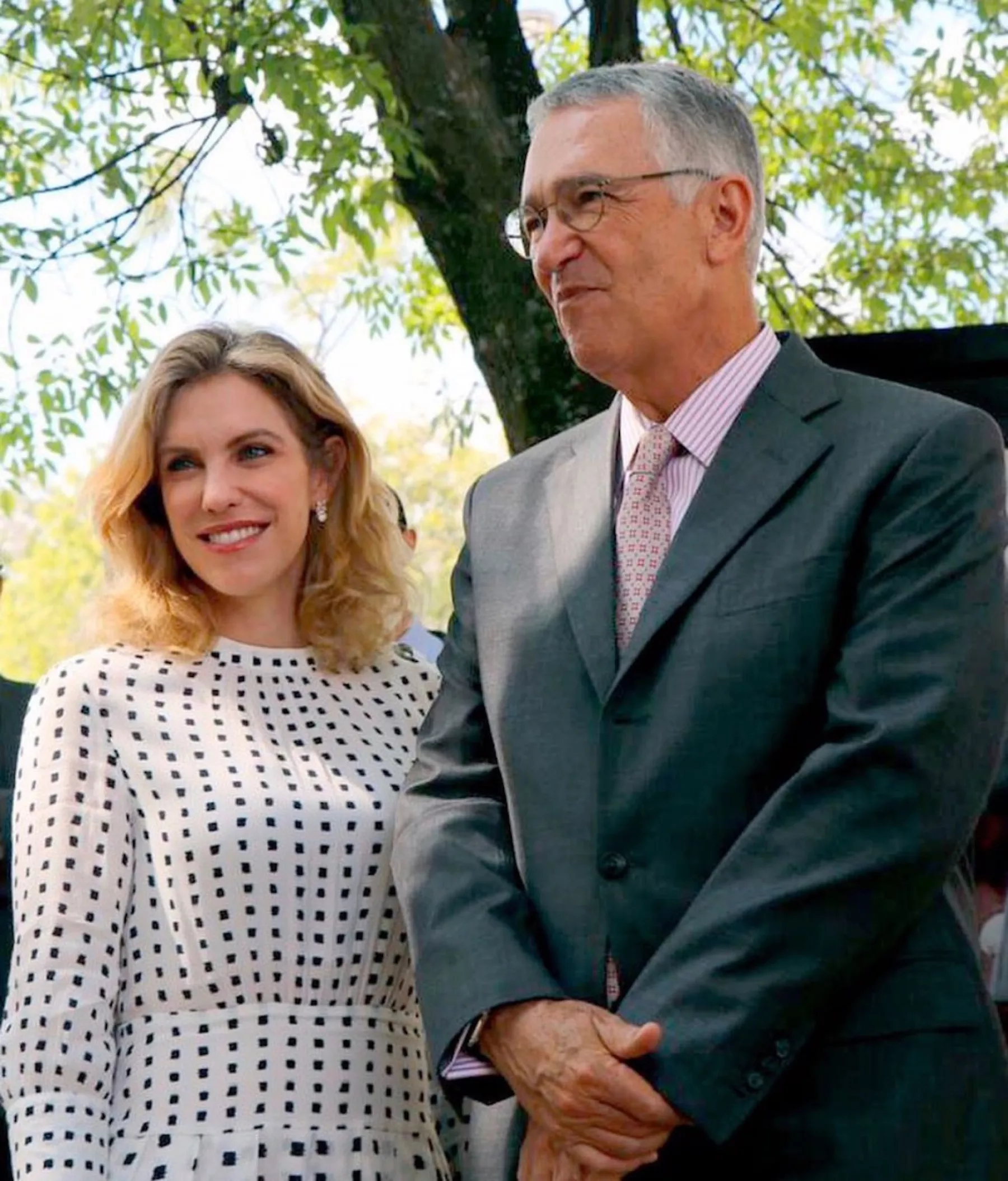 ninfa-salinas-sas-lleva-vestido-reina-letizia4.jpg