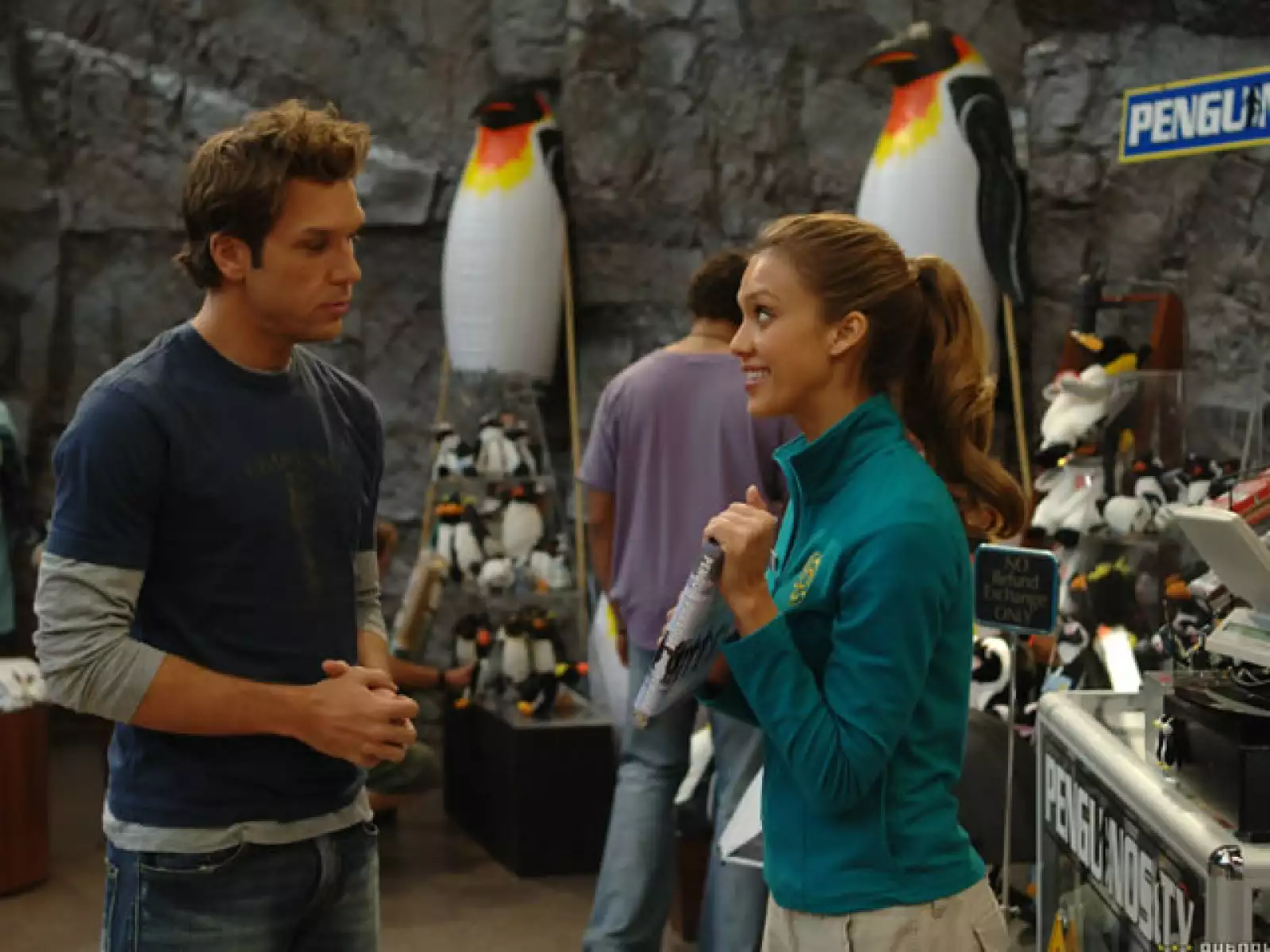 En `Novio x una noche´, Cam Wexler (Jessica Alba) es una apasionada de los pingüinos, conoce a Charlie (Dane Cook) y tienen un romance pero él esconde un secreto.