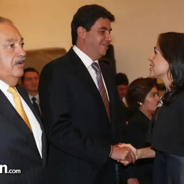 Carlos Slim,Arturo Elías Ayub,Cristina Pineda