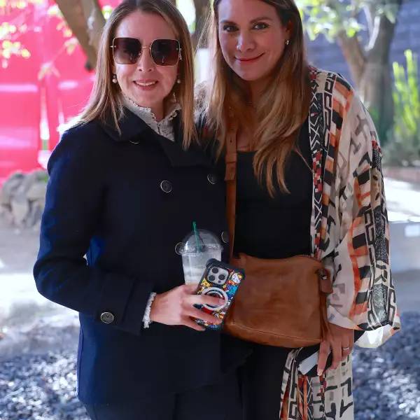 Lourdes Romero y Paola Contreras 