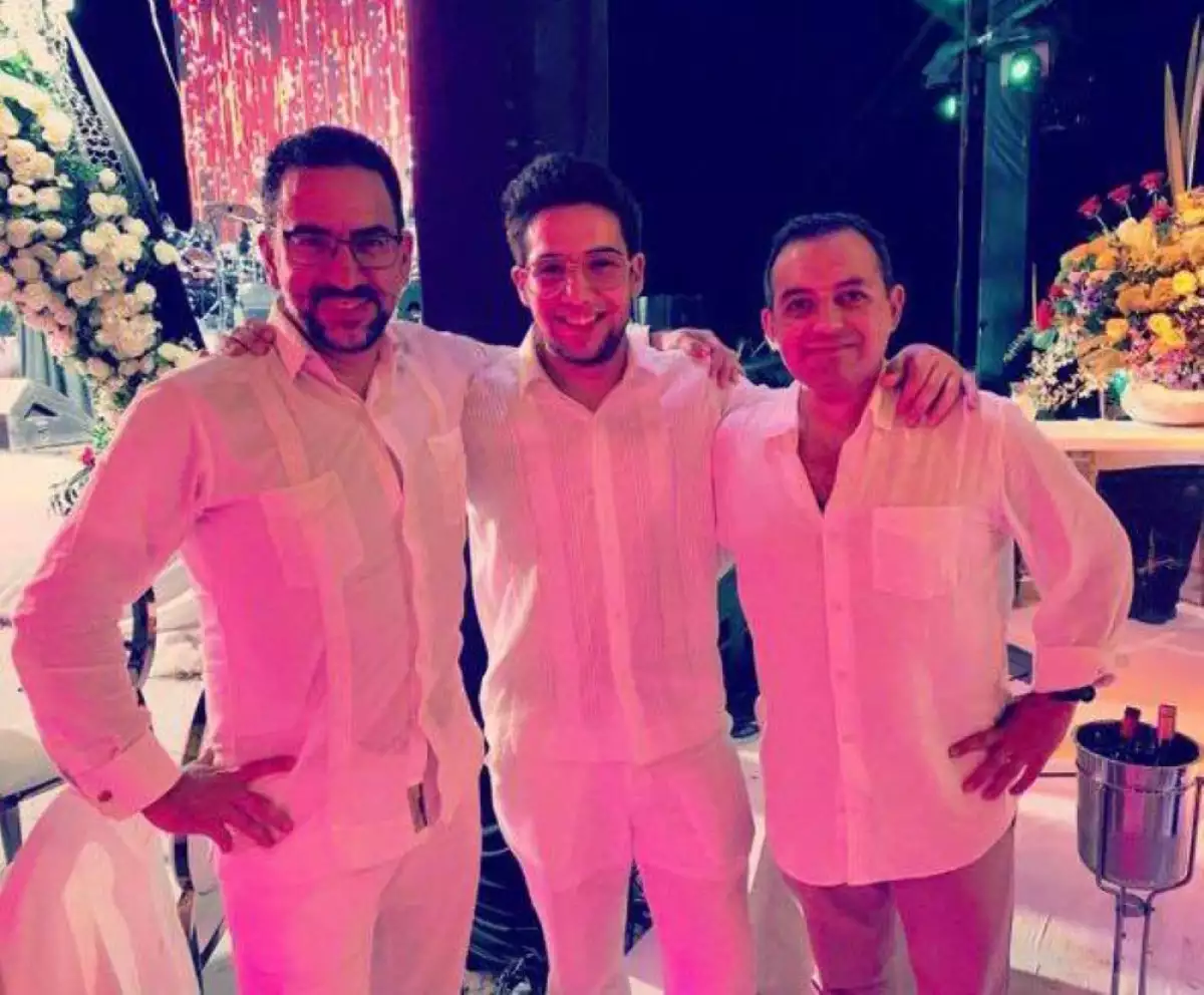 Felipe Calderón en bodas de oro de papás de Mouriño 3.jpg