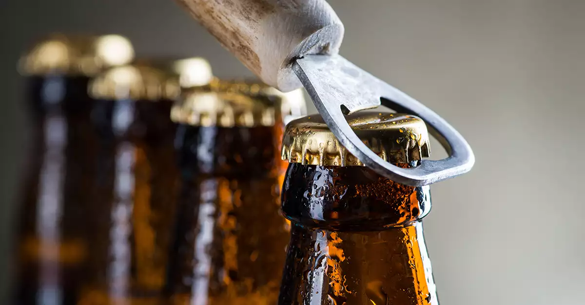 ¿Cómo abrir una cerveza?