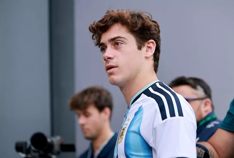 colapinto se queda en alpine