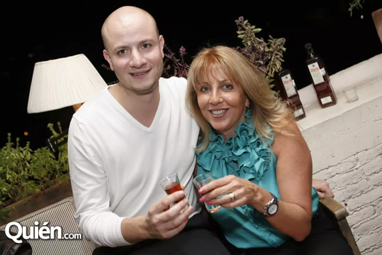 Kicho Rivera,Ana Martinez