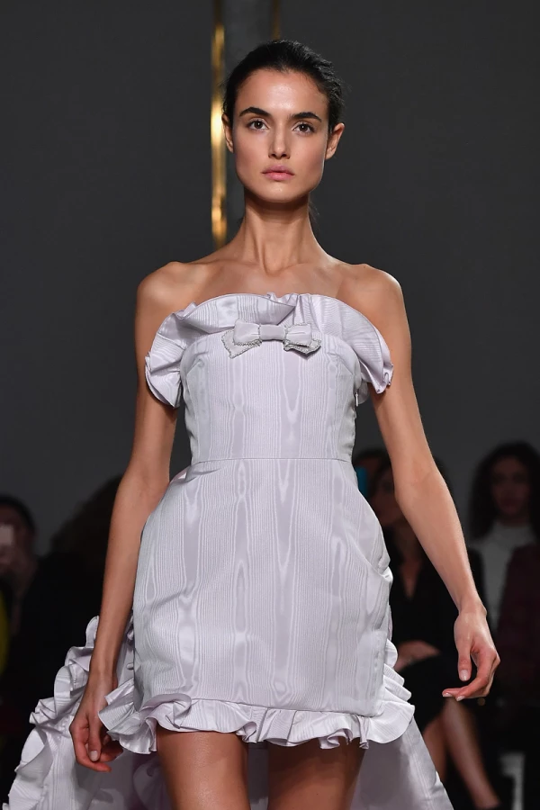 Giambattista Valli : Runway - Paris Fashion Week - Haute Couture Spring Summer 2017