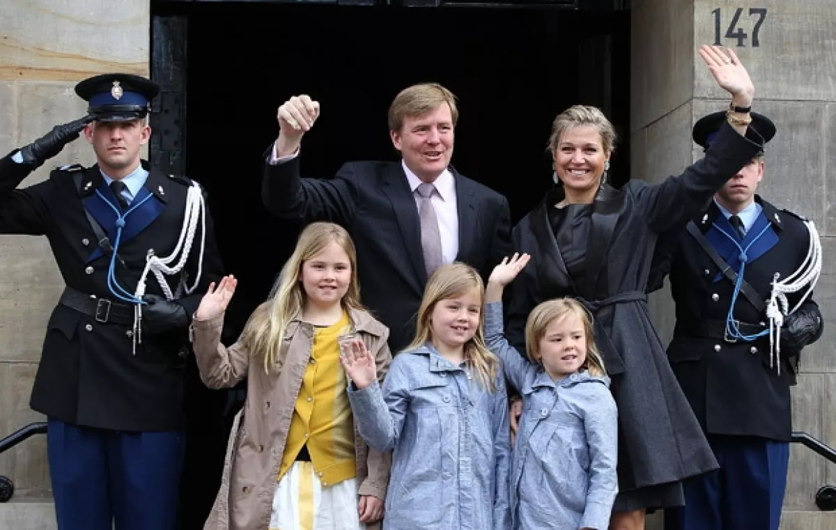 La familia real un día antes de que Máxima y Guillermo fueran nombrados reyes.