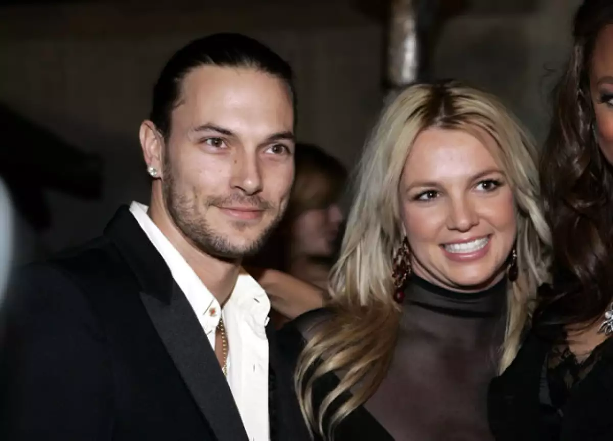 En 2004, Britney se casó con Kevin Federline. Muchos de sus familiares pensaron que iban a una cena tradicional.