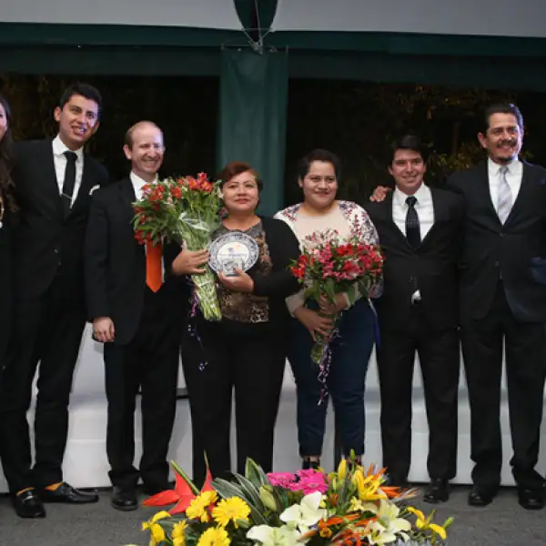 Nicole Terrein, Alfonso Nava, Bernado Rangel, María Antonia Vázquez, Karina Aguilar, Antonio Aldrete, David Ortega y María Hoyos
