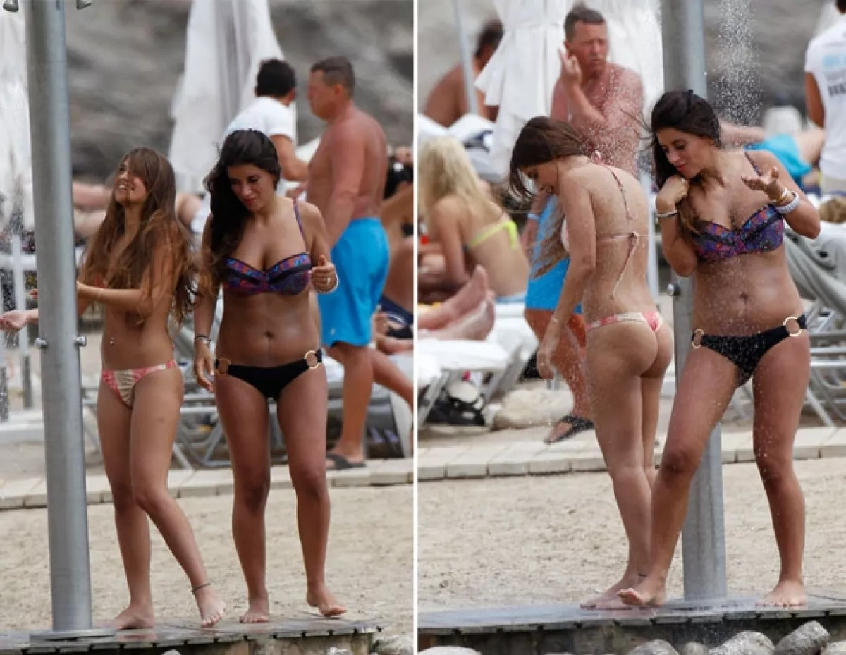 Antonella (novia de Lio Messi) y Daniella Semaan (Cesc Fábregas) optaron por bikinis diminutos en Ibiza.