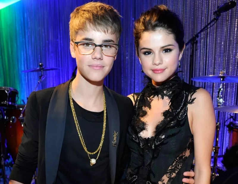 Durante una entrevista de radio, la ex chica Disney aseguró que en este momento no quiere tener ningún tipo de preocupaciones y por ahora prefiere enfocarse en su trabajo.