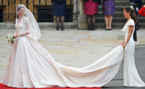 Los Detalles Que Hicieron Inolvidable El Vestido De Novia De Kate Middleton