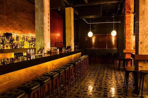 Bar