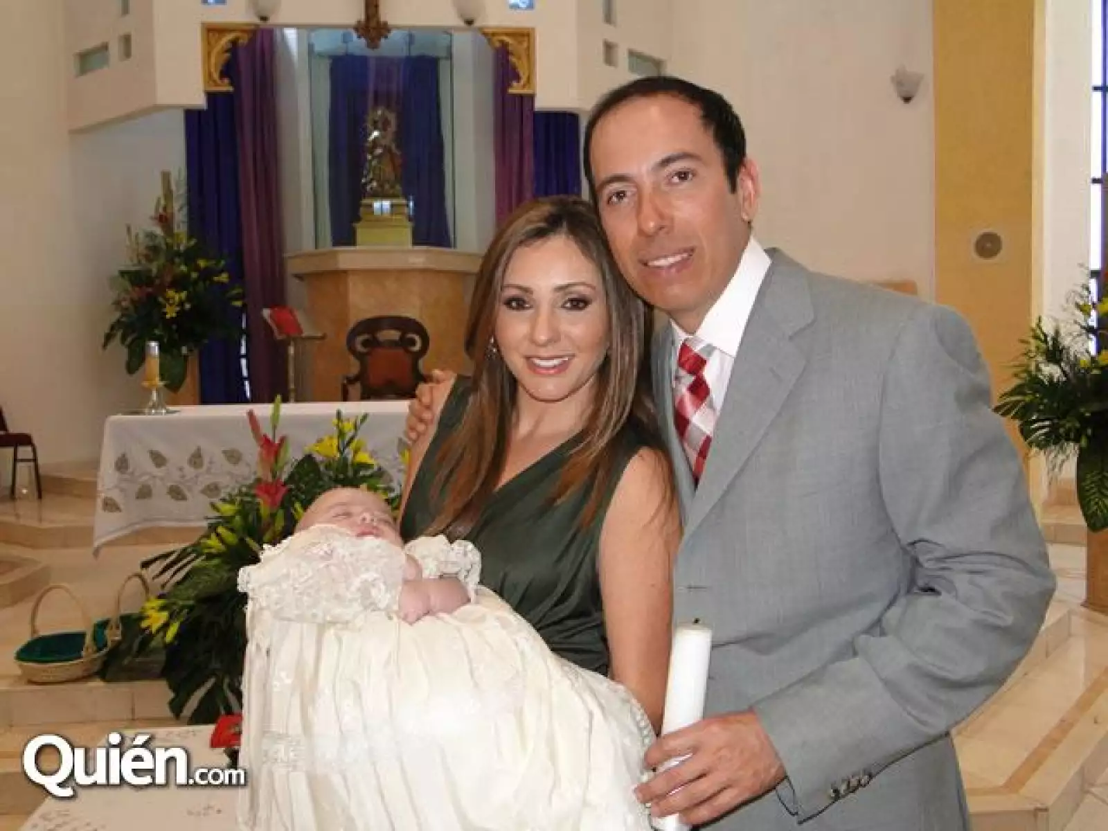 Cristi Hernández,Abelardo Orendain con el pequeño Matías