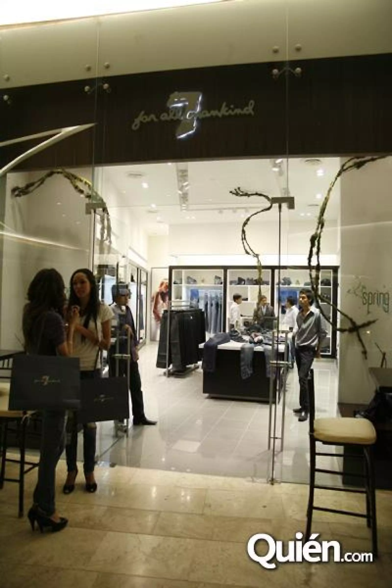 Inauguración Tienda 7