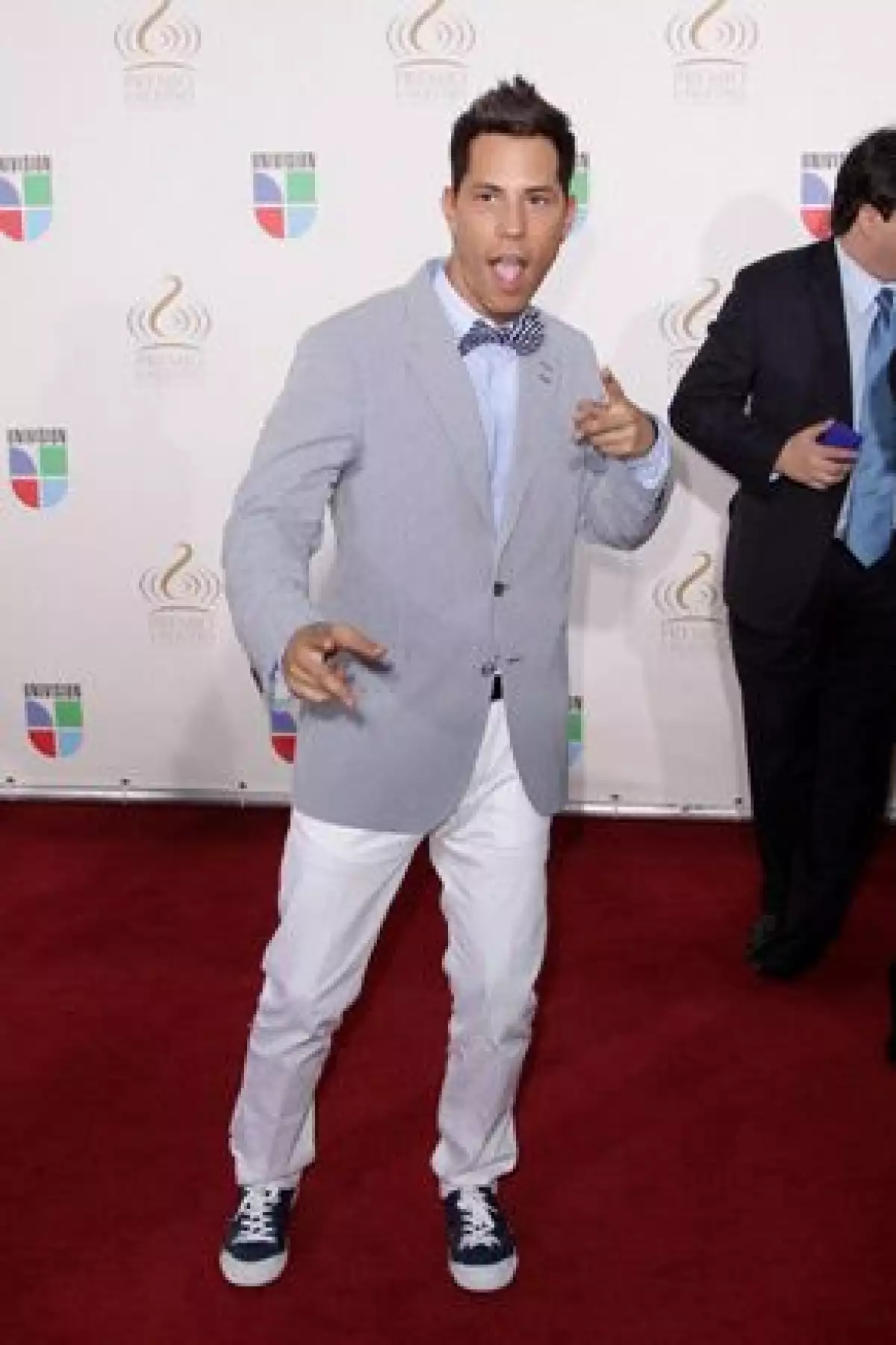 Luego de cuatro años con el grupo mexicano RBD, el cantante comienza a caminar firme hacia una carrera en solitario.