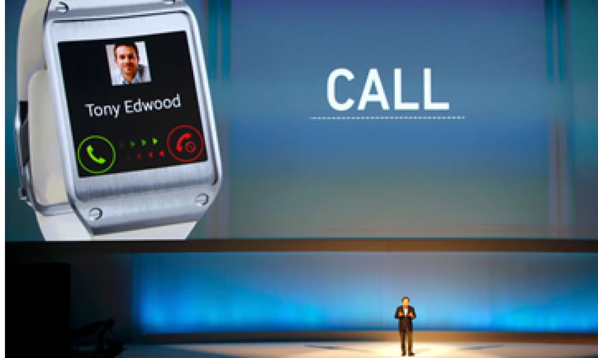 En los primeros dos meses en el mercado se vendieron 800,000 Galaxy Gear en el mundo. (Foto: Reuters)