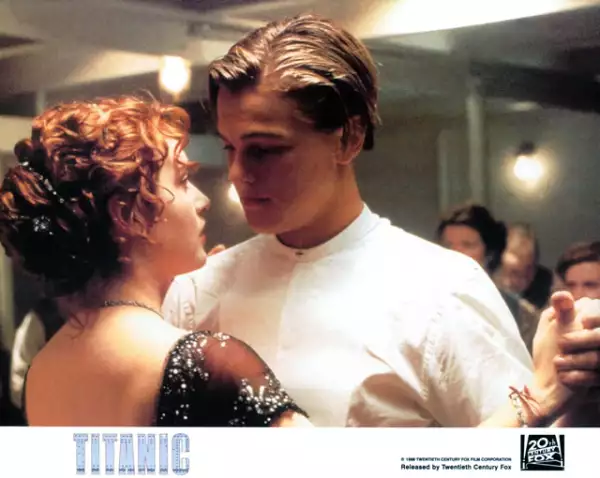 En 1998, Titanic, protagonizada por Leonardo DiCaprio y Kate Winslet, el filme de James Cameron ganó 11 de las 14 nominaciones que obtuvo.