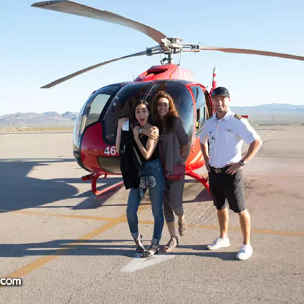 Chantal Torres, Paola Saad y Keden Tomlinson