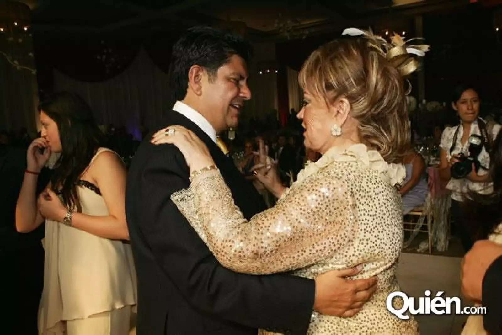 Boda Dionisio, Martha Sánchez