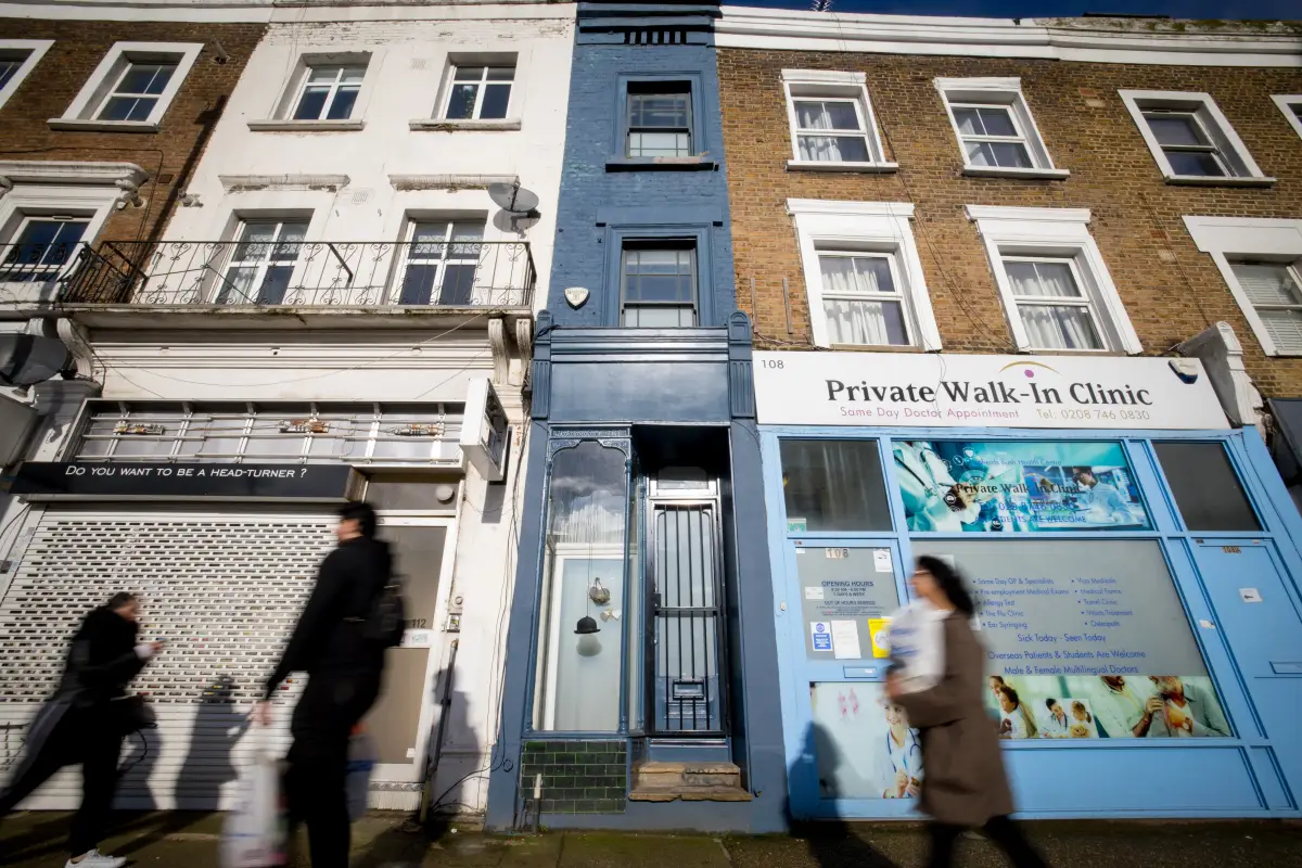 BRITAIN-LIFESTYLE-PROPERTY-OFFBEAT