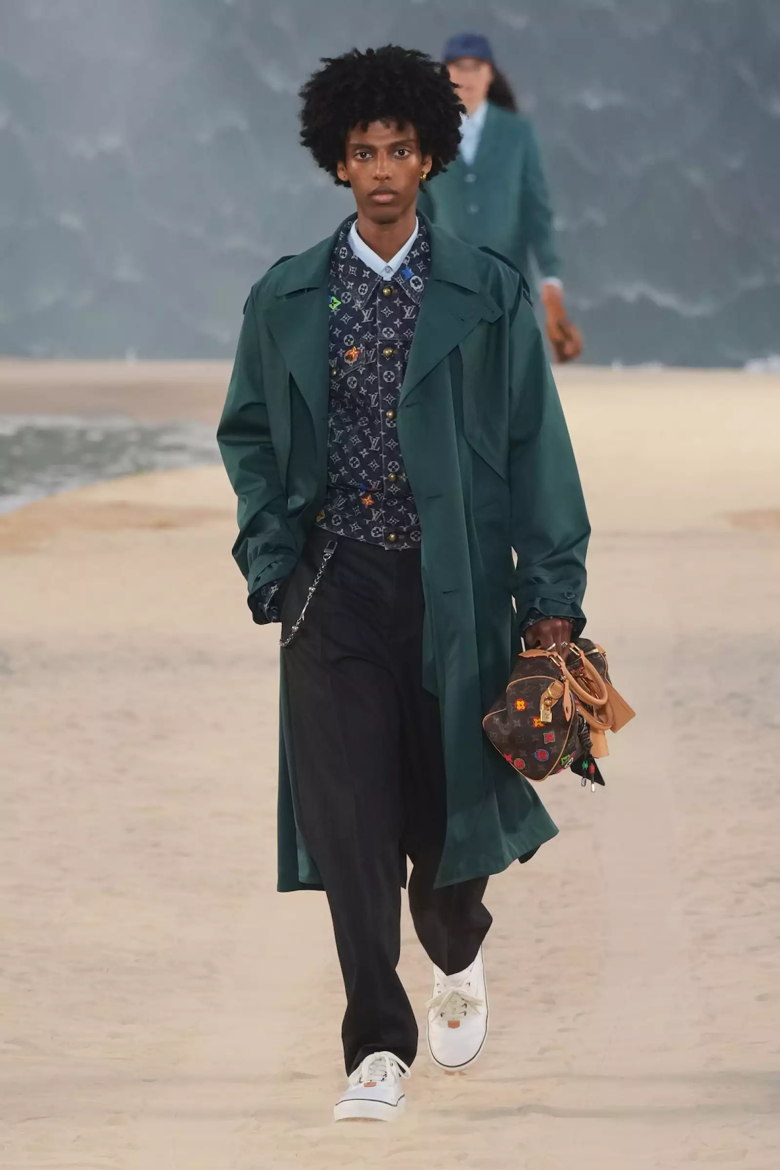 Vuitton m S27 023.jpg