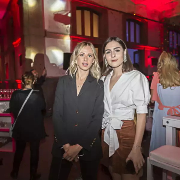 Pati Giemza, Irene Buffa