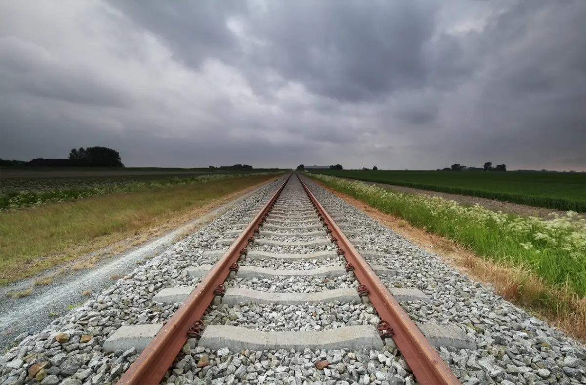 Tren - infraestructura - estudios