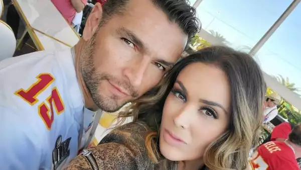 Martín Fuentes y Jacky Bracamontes