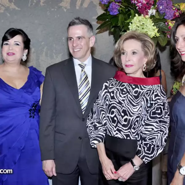 Elizabeth Watts,Pepe Ramírez,Yolanda Garza y Luly Gracia