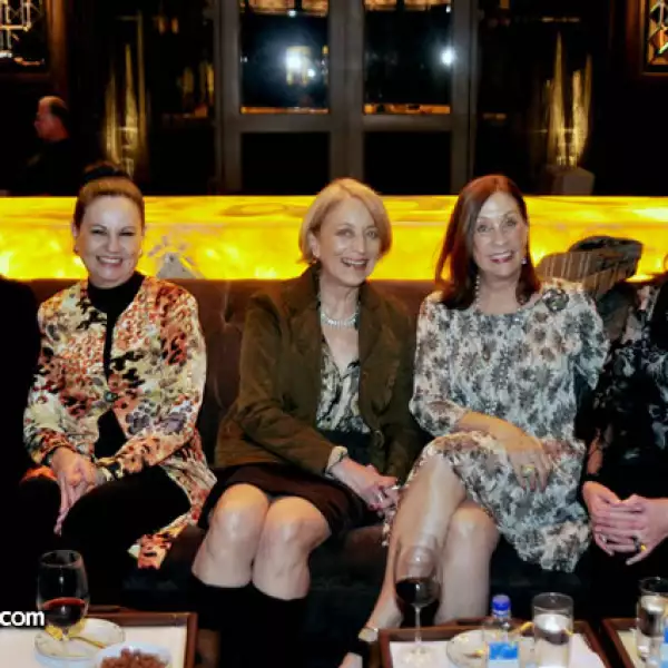 Patricia Roel de Viñegas, Patricia Laborde, Irma Brañia de Leal, Cristina Brittingham y Diana Siller