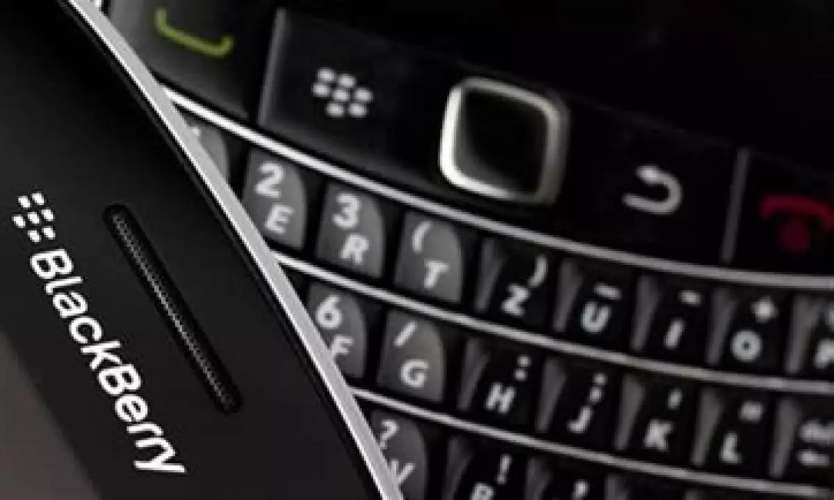 Tras la decisión, las apps para BlackBerry ya no bajarán noticias. (Foto: Reuters)