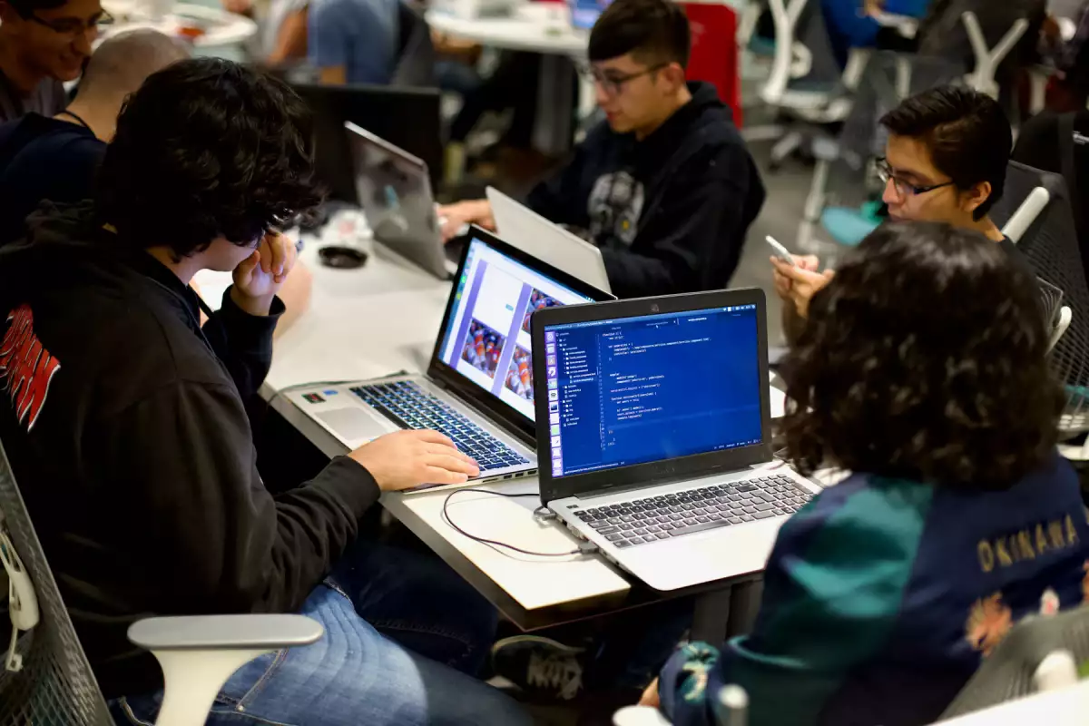 Alistan impulso a las ciencias, tecnología, ingeniería y matemáticas en escuelas mexicanas