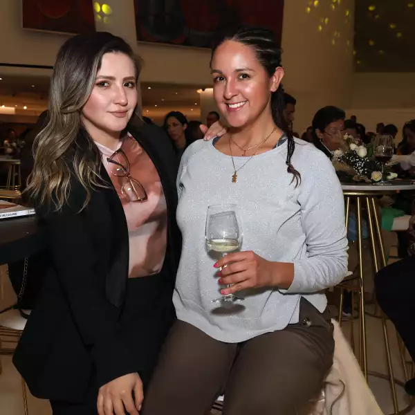 Lupita Andrade y Alejandra Lavin 