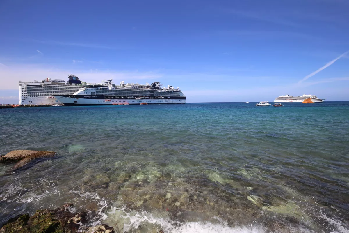 buque coronavirus cozumel