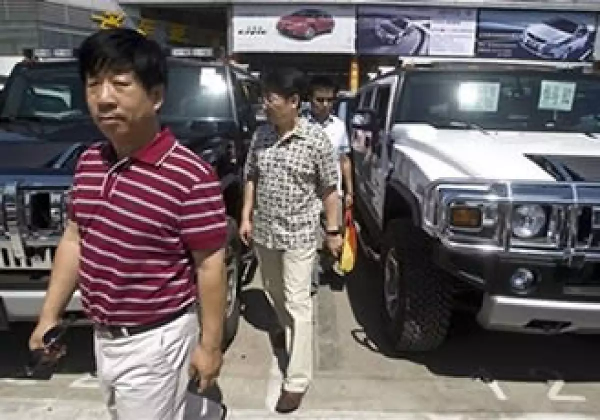 La empresa Sichuan Tengzhong Heavy afirmó en un comunicado que el gobierno chino debe autorizar la compra de la unidad de GM. (Foto: AP)