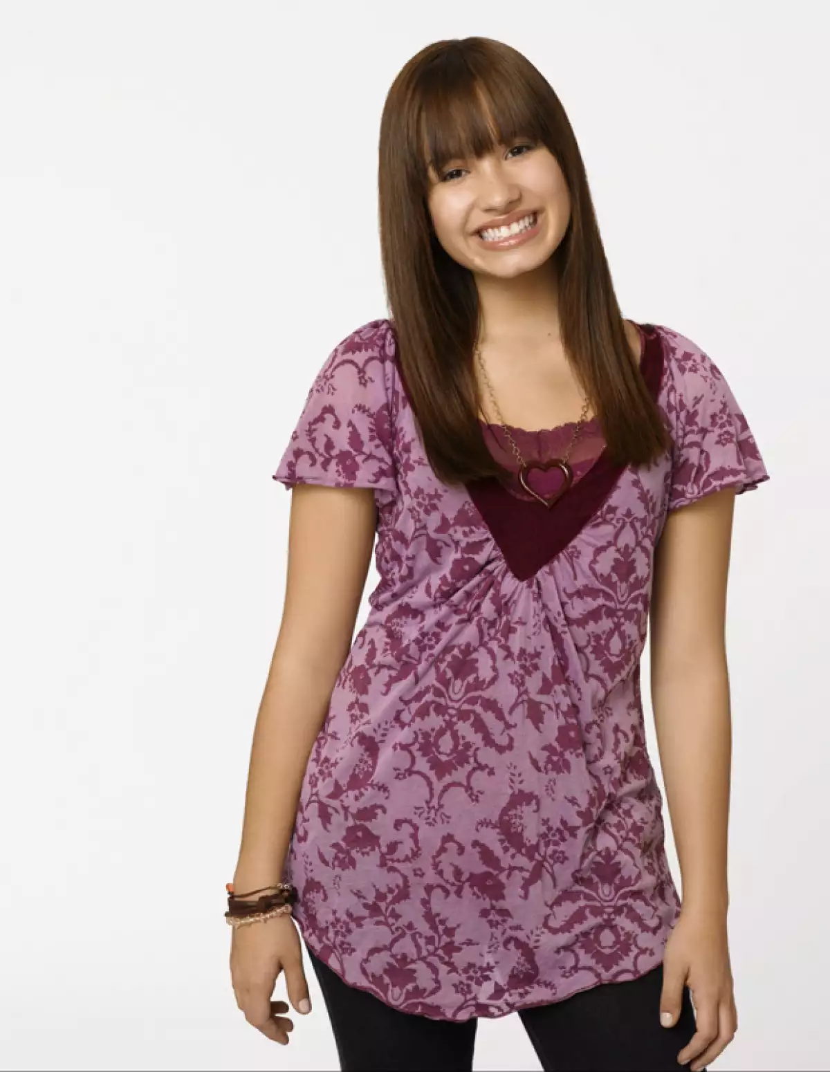 Demi Lovato en una de las imágenes promocionales de la primera cinta de Camp Rock.