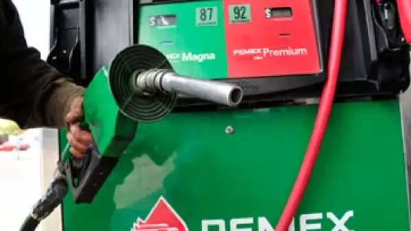 Gasoliner�as-de-Pemex-07