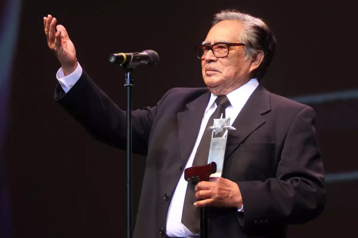 Cine Ernesto Gomez Cruz-2.jpg