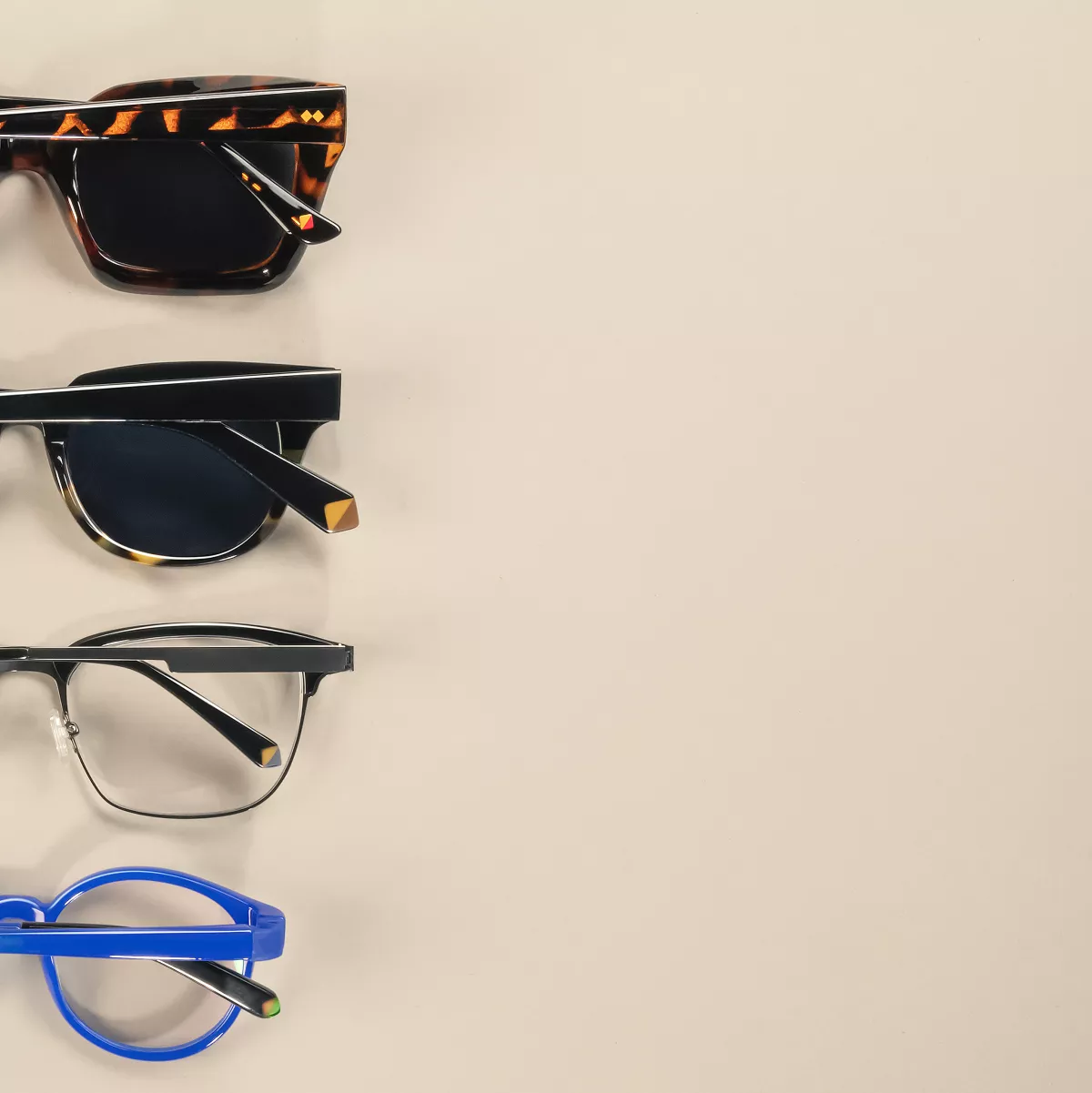 Lentes con distintos marcos y colores de la marca XIKÚ