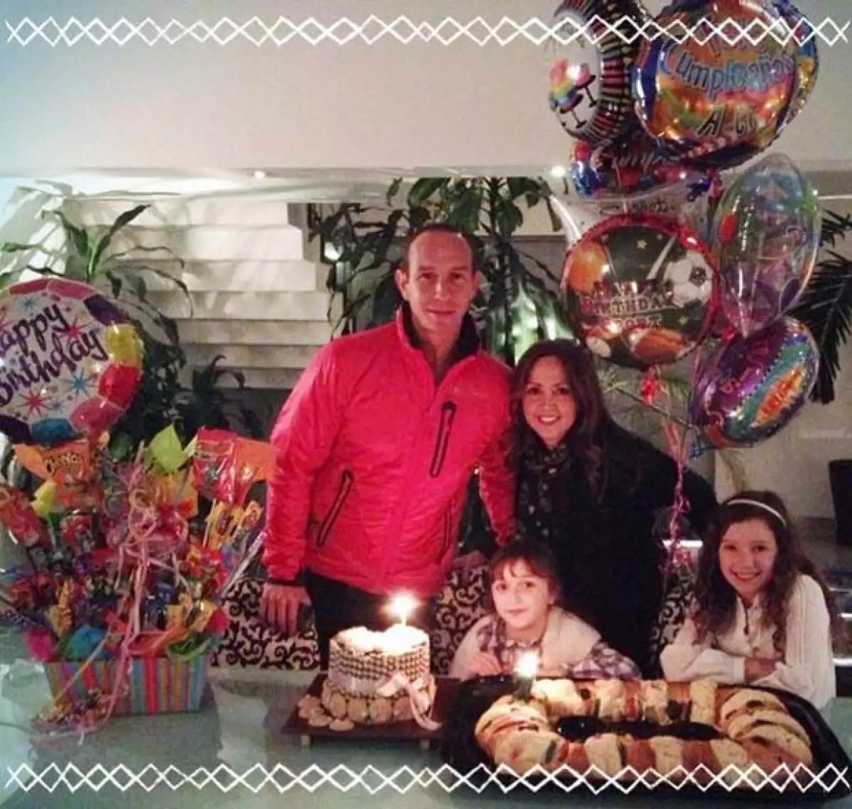 La hija pequeña de la conductora y Erik Rubín festejó ayer su cumpleaños rodeada de su familia, regalos, muchos dulces y hasta con carta para los Reyes Magos.