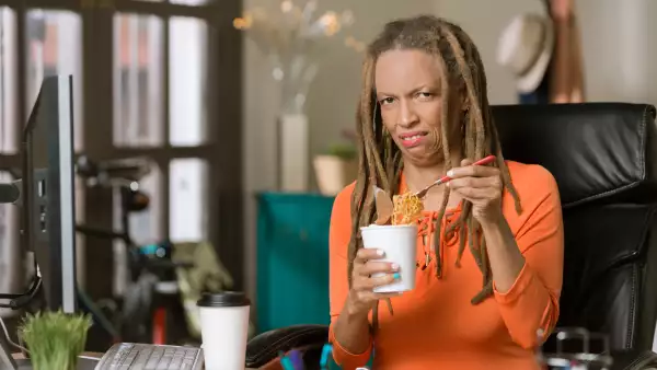 ¿Es cierto que el envase de las sopas Maruchan libera tóxicos en la comida?