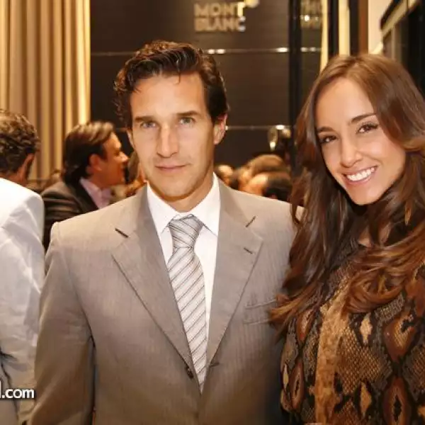 Antonio Hidalgo,Olivia Peralta