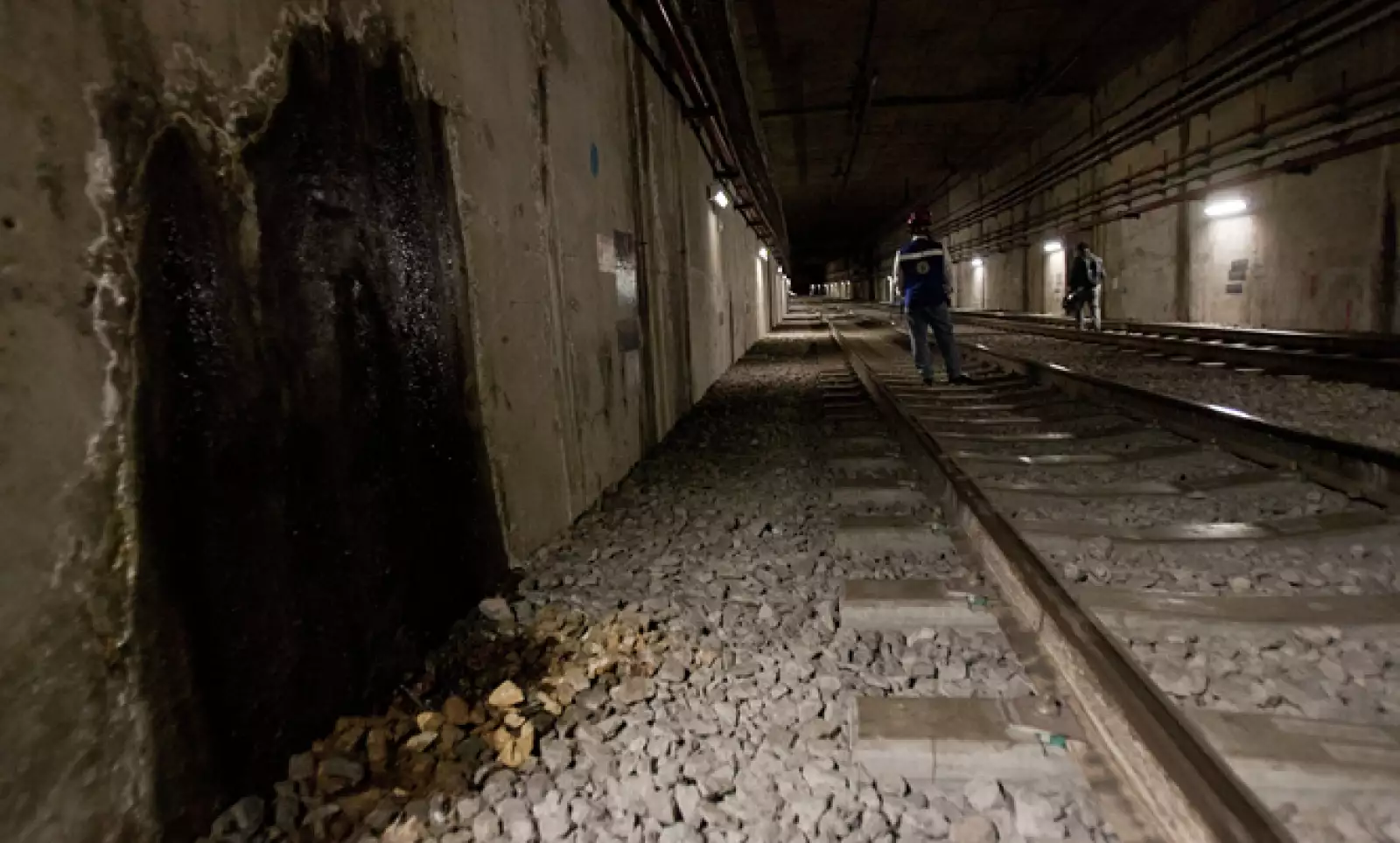 El pasado 28 de octubre fueron reabiertas cinco estaciones de la línea: Periférico Oriente, Calle 11, Lomas Estrella, San Andrés Tomatlán y Culhuacán.