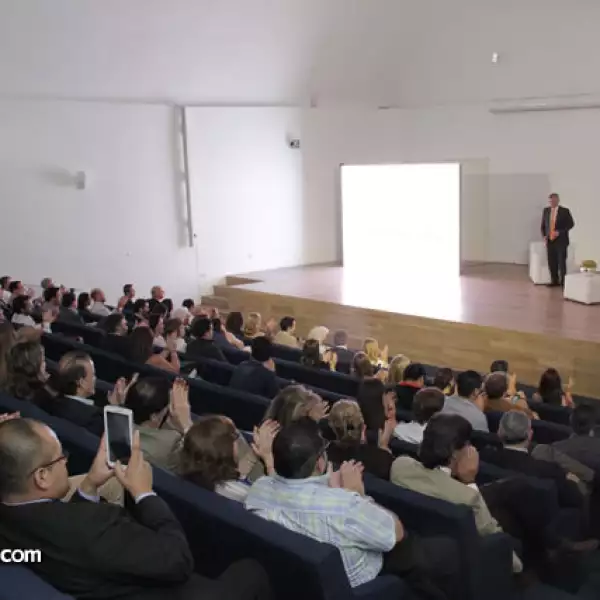 Presentación del libro Reportero de cancha,John Sutcliffe