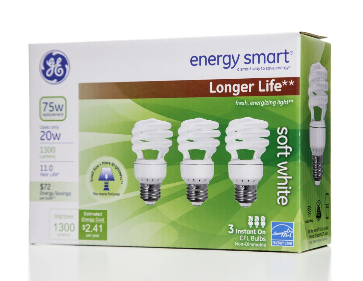 GE enery smart longer life soft white CFL box