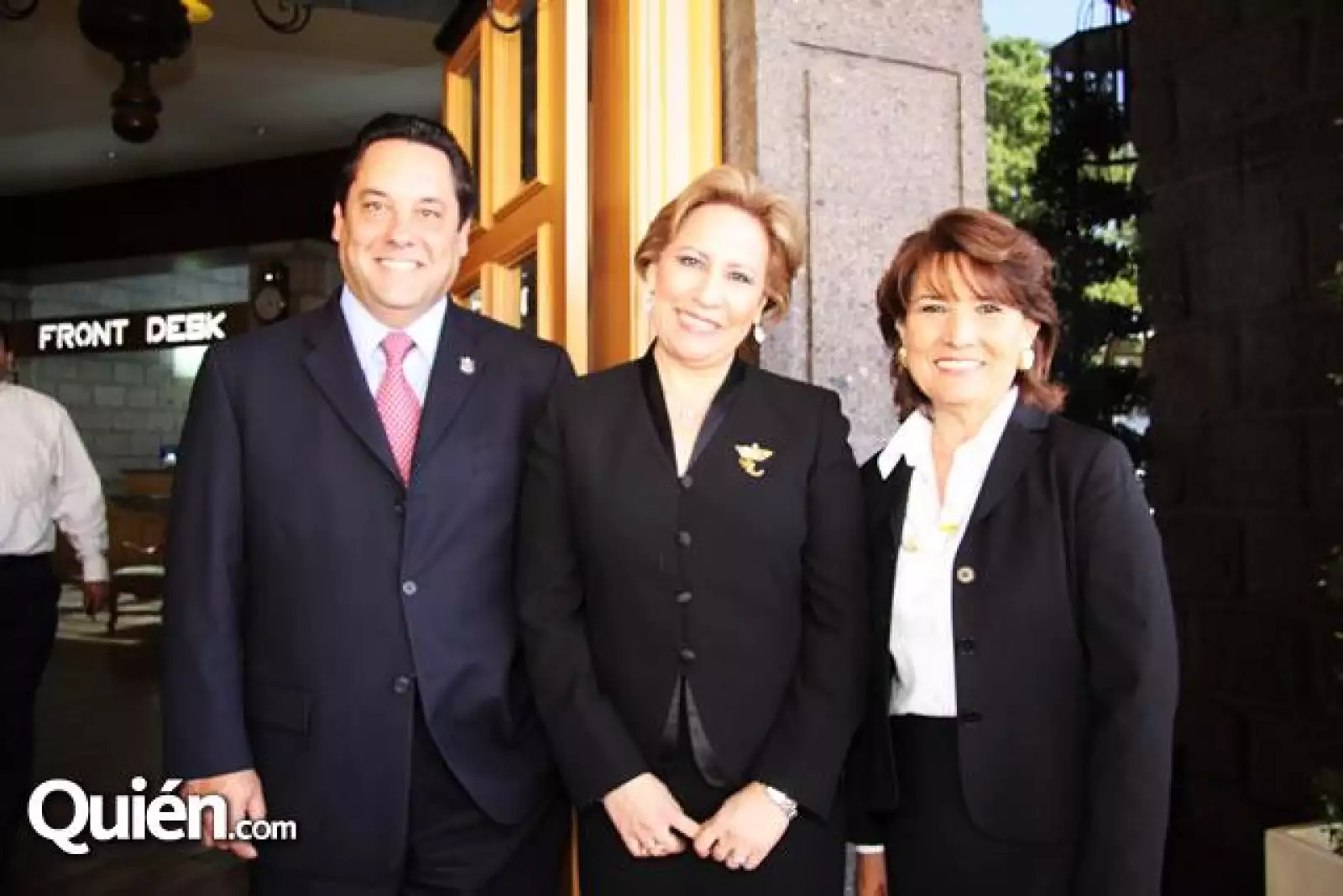 Mauricio Salmón,Alia Lorena Ibarra Ávalos,Rosa María Ríos de Sinecio