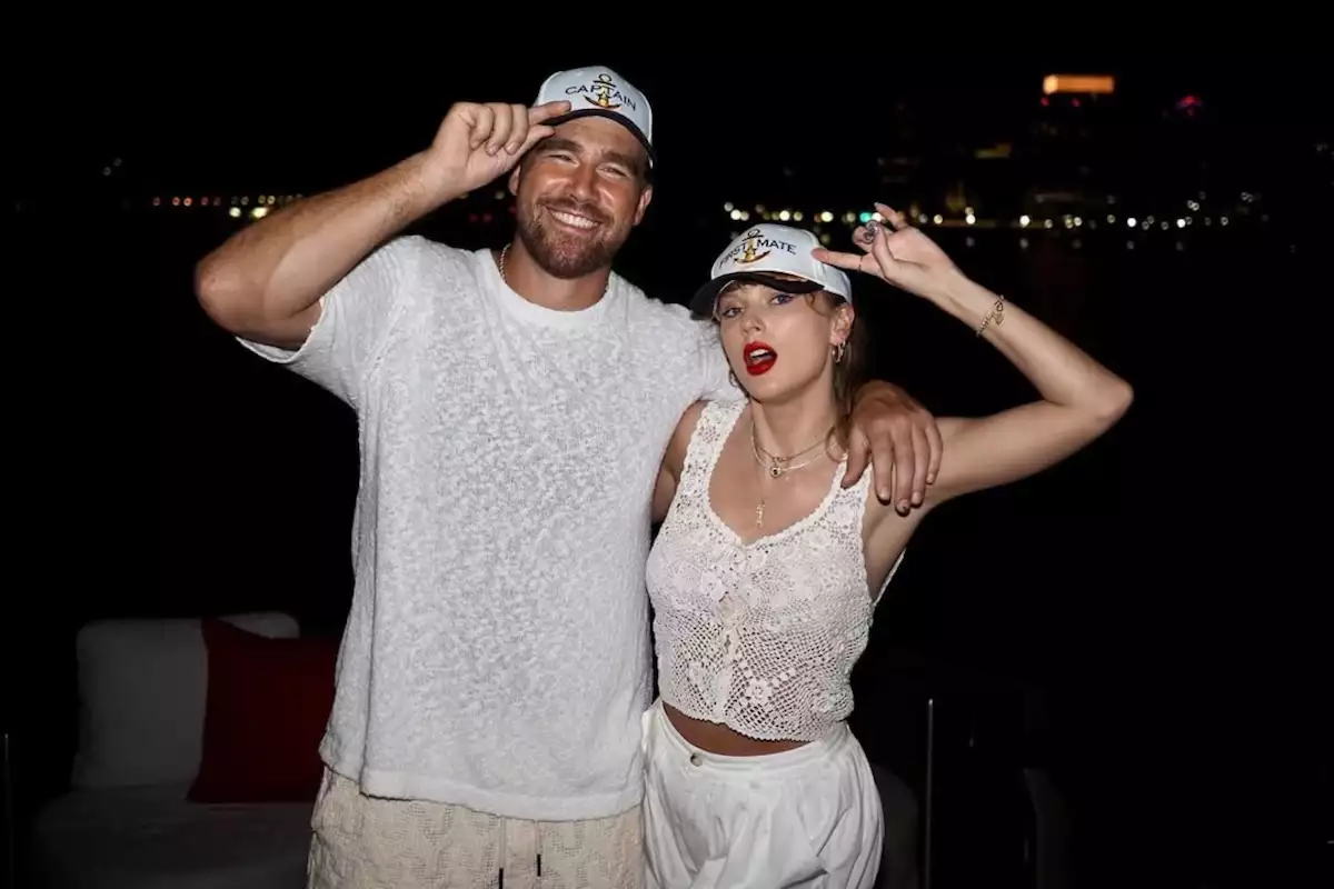 Fotos de Taylor Swift y Travis Kelce que oficializaron su relación de pareja en Instagram
