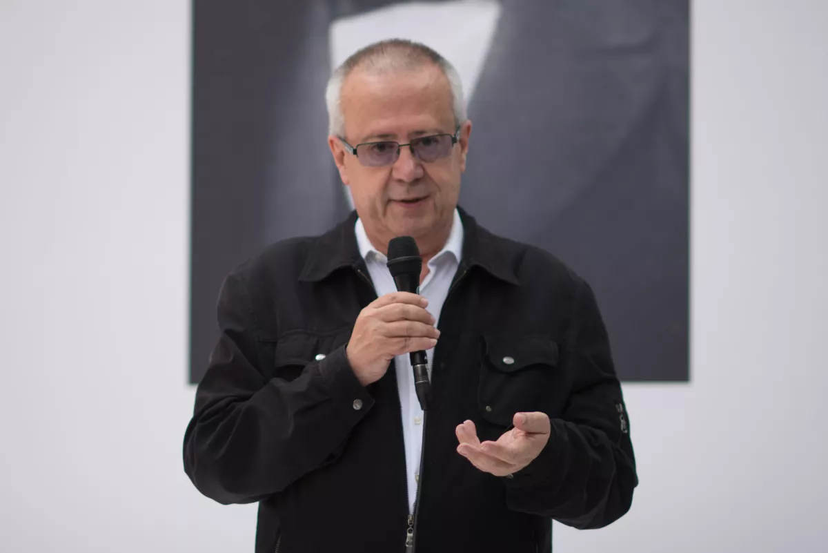 Carlos Urzúa ratificado por 