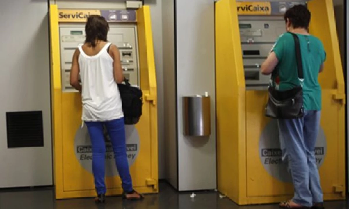 NovaCaixa Galicia es uno de los bancos que será inspeccionado por las autoridades europeas. (Foto: AP)
